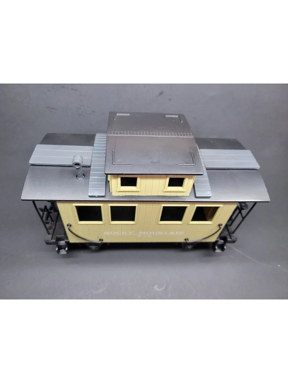 EZTEC Scientific Toys G Gauge Tan Rocky Mountain Caboose 712 Model Train Car